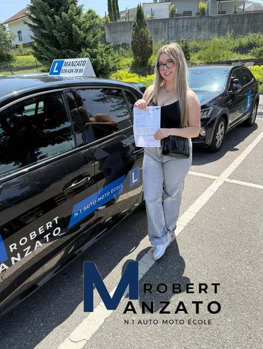 Élève ayant réussi son permis avec l'auto-école Manzato